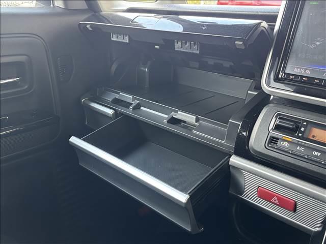 スペーシアカスタム ＨＹＢＲＩＤ　ＸＳ　ナビゲーション／ＥＴＣ／全周囲カメラ／衝突被害軽減システム／レーンキープアシスト／クリアランスソナー／両側電動スライドドア／スマートキー／ＬＥＤヘッドライト／フロントフォグランプ／シートヒーター（26枚目）