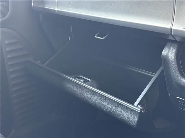 スペーシアカスタム ＨＹＢＲＩＤ　ＸＳ　ナビゲーション／ＥＴＣ／全周囲カメラ／衝突被害軽減システム／レーンキープアシスト／クリアランスソナー／両側電動スライドドア／スマートキー／ＬＥＤヘッドライト／フロントフォグランプ／シートヒーター（28枚目）