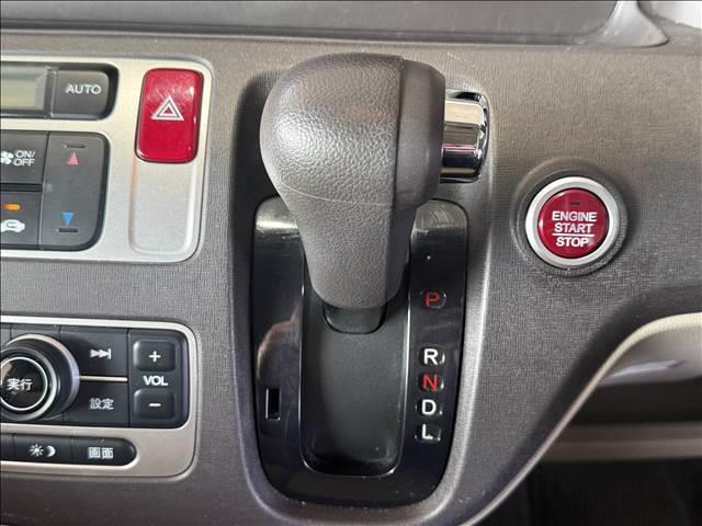 ���ÎԂ͂P�_���̂ł����y�X�}�C���́A�y�S���[�ԉ\�z�݌ɂ̒��ŋC�ɓ��������Ԃ�����܂�����A�����߂ɂ��₢���킹���������I�I