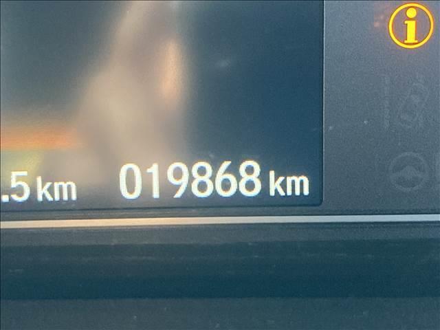 Ｎ－ＢＯＸカスタム カスタム　Ｇ・Ｌ　Ｈｏｎｄａ　ＳＥＮＳＩＮＧ　ナビゲーション／ＥＴＣ／バックカメラ／ドライブレコーダー／衝突被害軽減システム／レーンキープアシスト／アイドリングストップ／スマートキー／ＬＥＤヘッドライト／オートライト／オートエアコン／フロアマット（4枚目）