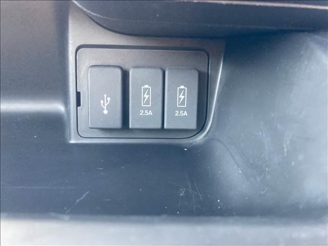 Ｎ－ＢＯＸカスタム カスタム　Ｇ・Ｌ　Ｈｏｎｄａ　ＳＥＮＳＩＮＧ　ナビゲーション／ＥＴＣ／バックカメラ／ドライブレコーダー／衝突被害軽減システム／レーンキープアシスト／アイドリングストップ／スマートキー／ＬＥＤヘッドライト／オートライト／オートエアコン／フロアマット（20枚目）