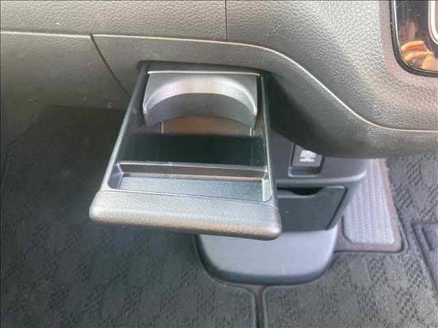 Ｎ－ＢＯＸカスタム カスタム　Ｇ・Ｌ　Ｈｏｎｄａ　ＳＥＮＳＩＮＧ　ナビゲーション／ＥＴＣ／バックカメラ／ドライブレコーダー／衝突被害軽減システム／レーンキープアシスト／アイドリングストップ／スマートキー／ＬＥＤヘッドライト／オートライト／オートエアコン／フロアマット（30枚目）