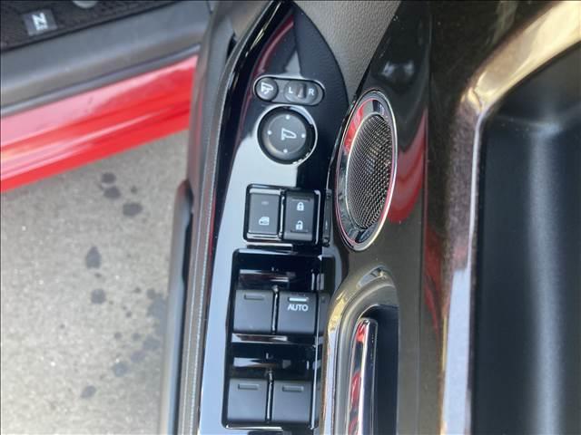 Ｎ－ＢＯＸカスタム カスタム　Ｇ・Ｌ　Ｈｏｎｄａ　ＳＥＮＳＩＮＧ　ナビゲーション／ＥＴＣ／バックカメラ／ドライブレコーダー／衝突被害軽減システム／レーンキープアシスト／アイドリングストップ／スマートキー／ＬＥＤヘッドライト／オートライト／オートエアコン／フロアマット（33枚目）