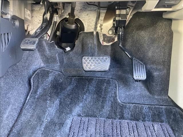 ムーヴ Ｘ　“ＳＡ”　社外オーディオ／スマートキー／プッシュスタート／オートライト／オートエアコン／衝突被害軽減システム／ヘッドライトレベライザー／アイドリングストップ／電動格納ミラー／ベンチシート／純正アルミホイール（17枚目）