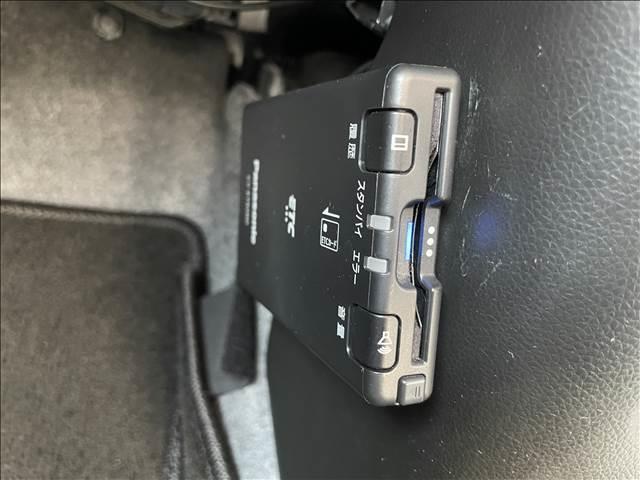 ワゴンＲ ＨＹＢＲＩＤ　ＦＸ　セーフティパッケージ全方位モニター用カ　ナビゲーション／ＥＴＣ／全周囲カメラ／衝突被害軽減システム／レーンキープアシスト／シートヒーター／アイドリングストップ／オートライト／オートエアコン／スマートキー／プッシュスタート／社外アルミホイール（16枚目）