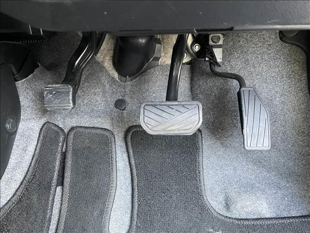 ワゴンＲ ＨＹＢＲＩＤ　ＦＸ　セーフティパッケージ全方位モニター用カ　ナビゲーション／ＥＴＣ／全周囲カメラ／衝突被害軽減システム／レーンキープアシスト／シートヒーター／アイドリングストップ／オートライト／オートエアコン／スマートキー／プッシュスタート／社外アルミホイール（26枚目）