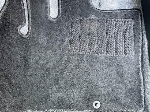 ワゴンＲ ＨＹＢＲＩＤ　ＦＸ　セーフティパッケージ全方位モニター用カ　ナビゲーション／ＥＴＣ／全周囲カメラ／衝突被害軽減システム／レーンキープアシスト／シートヒーター／アイドリングストップ／オートライト／オートエアコン／スマートキー／プッシュスタート／社外アルミホイール（27枚目）