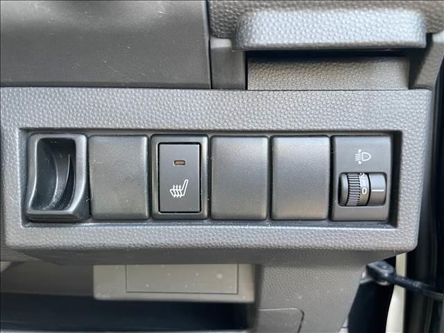 アルトラパン リミテッド　純正オーディオ／ベンチシート／シートヒーター／スマートキー／プッシュスタート／電動格納ミラー／ヘッドライトレベライザー／フロアマット／サイドバイザー（12枚目）