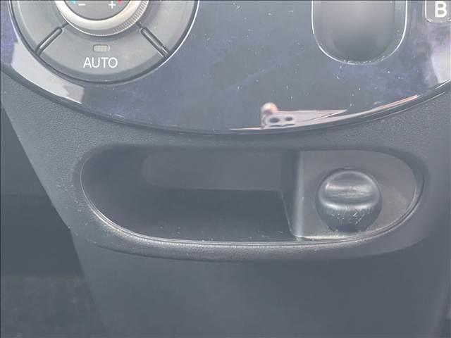 ���ÎԂ͂P�_���̂ł����y�X�}�C���́A�y�S���[�ԉ\�z�݌ɂ̒��ŋC�ɓ��������Ԃ�����܂�����A�����߂ɂ��₢���킹���������I�I