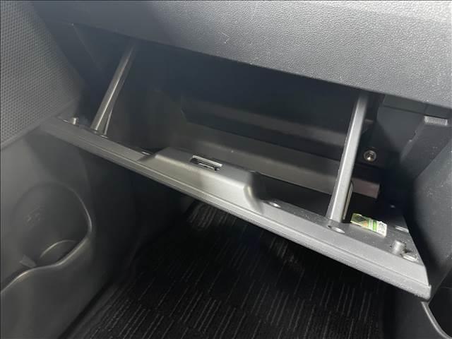 ���ÎԂ͂P�_���̂ł����y�X�}�C���́A�y�S���[�ԉ\�z�݌ɂ̒��ŋC�ɓ��������Ԃ�����܂�����A�����߂ɂ��₢���킹���������I�I