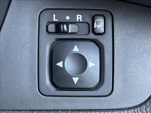 デイズルークス ハイウェイスターＸターボ　ナビゲーション／ＥＴＣ／ドライブレコーダー／全周囲カメラ／スマートキー／衝突軽減システム／オートライト／オートエアコン／オートマチックハイビーム／純正アルミホイール／アイドリングストップ／フロアマット（17枚目）