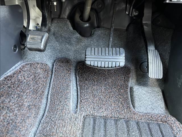 デイズルークス ハイウェイスターＸターボ　ナビゲーション／ＥＴＣ／ドライブレコーダー／全周囲カメラ／スマートキー／衝突軽減システム／オートライト／オートエアコン／オートマチックハイビーム／純正アルミホイール／アイドリングストップ／フロアマット（25枚目）