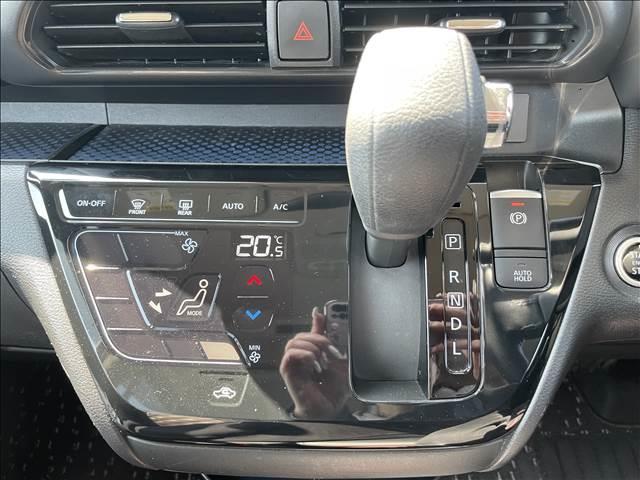 ���ÎԂ͂P�_���̂ł����y�X�}�C���́A�y�S���[�ԉ\�z�݌ɂ̒��ŋC�ɓ��������Ԃ�����܂�����A�����߂ɂ��₢���킹���������I�I