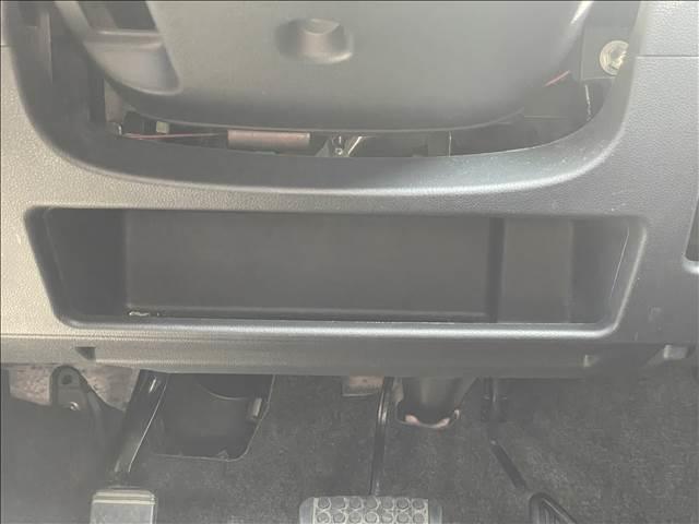 タント カスタムＲＳ　“トップエディションＶＳ　ＳＡＩＩＩ”　ナビゲーション／ＥＴＣ／全周囲カメラ／スマートキー／衝突被害軽減システム／オートマチックハイビーム／オートライト／シートヒーター／ベンチシート／両側電動スライドドア／ドライブレコーダー／サイドバイザー（29枚目）