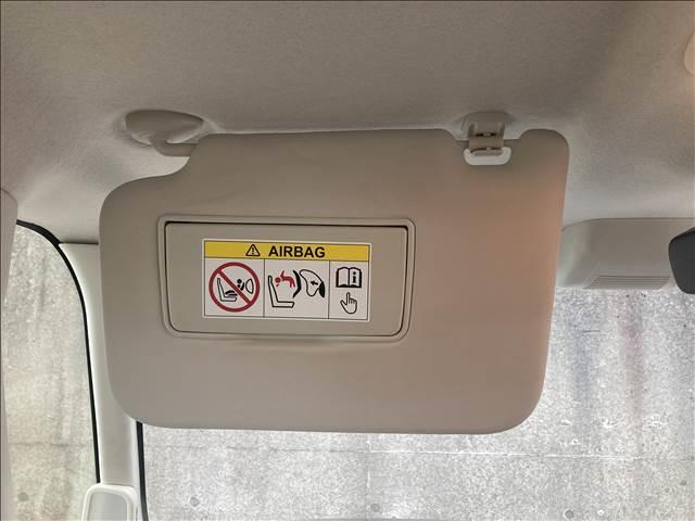 N-BOX G・Lターボ Honda SENSING ナビゲーション/ETC/バックカメラ/スマートキー/プッシュスタート/衝突被害軽減システム/レーンキープアシスト/LEDヘッドライト/オートライト/オートエアコン/アイドリングストップ/フロアマット(24枚目)