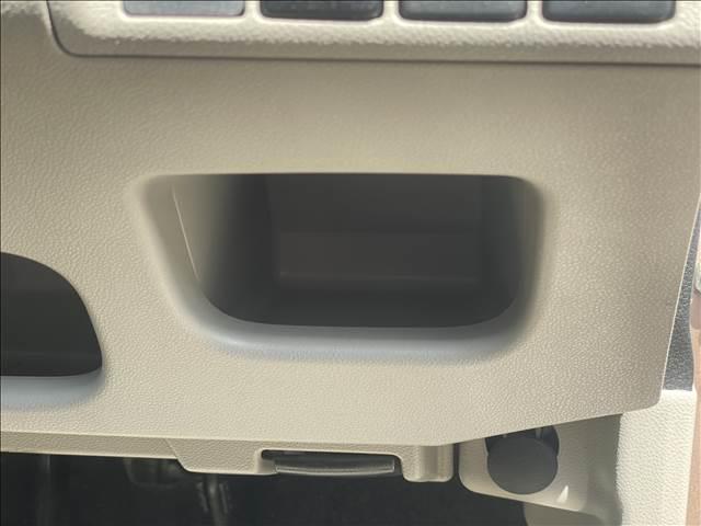 ���ÎԂ͂P�_���̂ł����y�X�}�C���́A�y�S���[�ԉ\�z�݌ɂ̒��ŋC�ɓ��������Ԃ�����܂�����A�����߂ɂ��₢���킹���������I�I