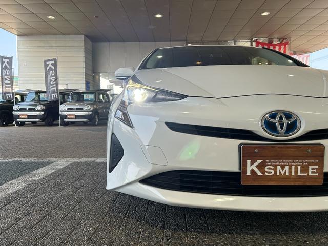 プリウス S ナビゲーション/ETC/LEDヘッドライト/オートライト/バックカメラ/スマートキー/プッシュスタート/オートエアコン/電動格納ミラー/フロアマット/サイドバイザー(36枚目)