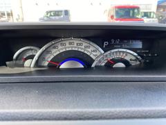 ☆内外装クリーニング☆車の隅々まで徹底的にクリーニングを行っておりますので内外装ともに綺麗な状態でご納車いたします！ 3