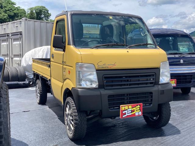 キャリイトラック 　全面塗装　２インチリフトＵＰ　５ＭＴ　車検令和８年４月　エアコン　パワステ　走行８９８００ｋｍ　全塗装　ライトレベライザー　シートカバー（4枚目）