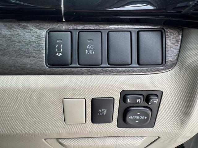 エスティマハイブリッド Ｇ　ムーンルーフ　エアロ　４ＷＤ　社外アルミホイール　ナビ　バックカメラ　ＴＶ　サイドカメラ　７人乗り　パークアシスト　ＨＩＤヘッドライト　パワーシート　クラッツィオシート　オートエアコン（33枚目）