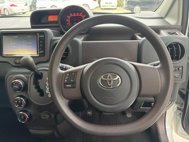 スペイド Ｆ　禁煙車　全国対応１年保証　電動スライドドア　純正ナビ　Ｂｌｕｅｔｏｏｔｈ　フルセグＴＶ　バックカメラ　スマートキー　プッシュスタート　ＥＴＣ　オートライト　ＨＩＤヘッドライト　ステアリングスイッチ（16枚目）