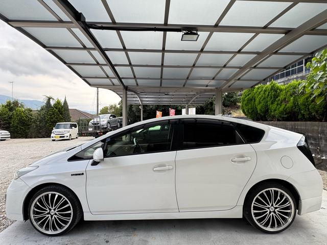 プリウス L 全国対応2年保証 REVIERフォグライト スモークテールランプ ガングリップステアリング 社外19AW ナビ Bluetooth バックカメラ ETC スマートキー Pスタート シャークアンテナ(14枚目)