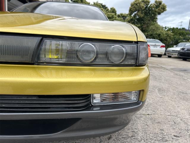 シルビア Ｑ’ｓ　走行５７８０４ｋｍ　ＴＥＩＮ車高調　社外マフラー　エーテックシュナイダー１６インチＡＷ　エンジンフルノーマル　オートマ車　自社金色ラメオールペイント済（9枚目）