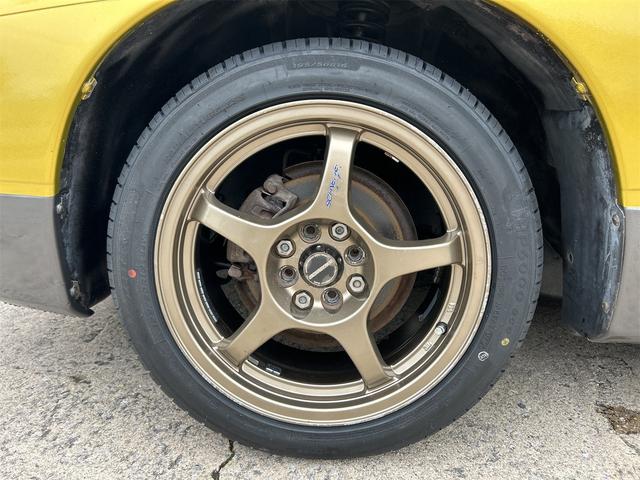 シルビア Ｑ’ｓ　走行５７８０４ｋｍ　ＴＥＩＮ車高調　社外マフラー　エーテックシュナイダー１６インチＡＷ　エンジンフルノーマル　オートマ車　自社金色ラメオールペイント済（23枚目）