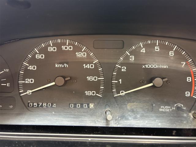 シルビア Ｑ’ｓ　走行５７８０４ｋｍ　ＴＥＩＮ車高調　社外マフラー　エーテックシュナイダー１６インチＡＷ　エンジンフルノーマル　オートマ車　自社金色ラメオールペイント済（38枚目）