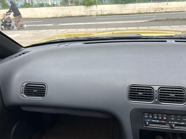 シルビア Ｑ’ｓ　走行５７８０４ｋｍ　ＴＥＩＮ車高調　社外マフラー　エーテックシュナイダー１６インチＡＷ　エンジンフルノーマル　オートマ車　自社金色ラメオールペイント済（45枚目）