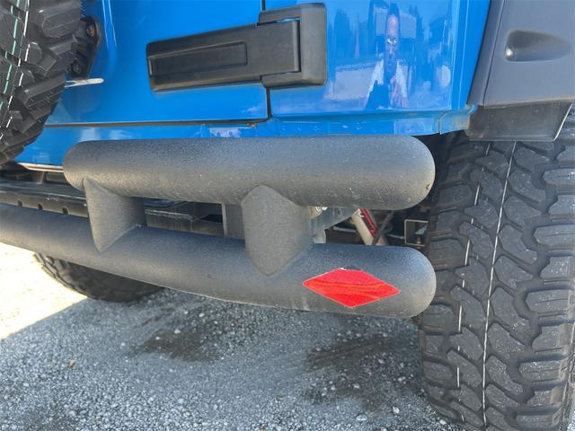 ジープ・ラングラーアンリミテッド 　４ＷＤ　ドライブレコーダー　ＥＴＣ　サイドカメラ　オートクルーズコントロール　ナビ　ＴＶ　ＡＴ　Ｂｌｕｅｔｏｏｔｈ　ＥＳＣ　エアコン　パワーウィンドウ　運転席エアバッグ　助手席エアバッグ（26枚目）