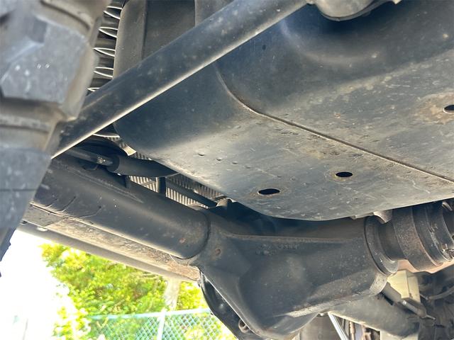 ジープ・ラングラーアンリミテッド 　４ＷＤ　ドライブレコーダー　ＥＴＣ　サイドカメラ　オートクルーズコントロール　ナビ　ＴＶ　ＡＴ　Ｂｌｕｅｔｏｏｔｈ　ＥＳＣ　エアコン　パワーウィンドウ　運転席エアバッグ　助手席エアバッグ（37枚目）