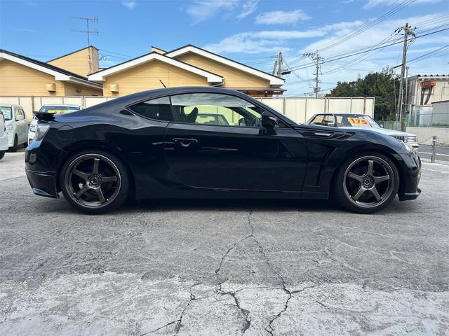 BRZ S ETC ナビ MT HID スマートキー 電動格納ミラー シートヒーター アルミホイール 盗難防止システム 衝突安全ボディ ABS ESC エアコン パワーステアリング パワーウィンドウ(7枚目)
