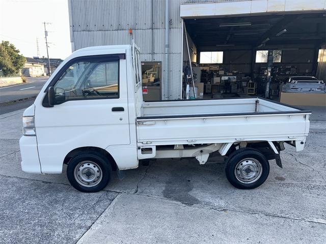 ハイゼットトラック エアコン・パワステ　スペシャル　三方開　ＡＴ　エアコン　パワーステアリング（4枚目）