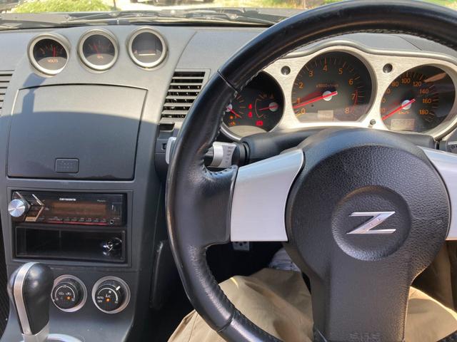 フェアレディＺ ロードスターバージョンＴ　オープンカー　ＥＴＣ　ＨＩＤ　ＡＴ　キーレスエントリー　シートヒーター　アルミホイール　盗難防止システム　衝突安全ボディ　ＡＢＳ　エアコン　パワーステアリング　パワーウィンドウ　運転席エアバッグ（7枚目）