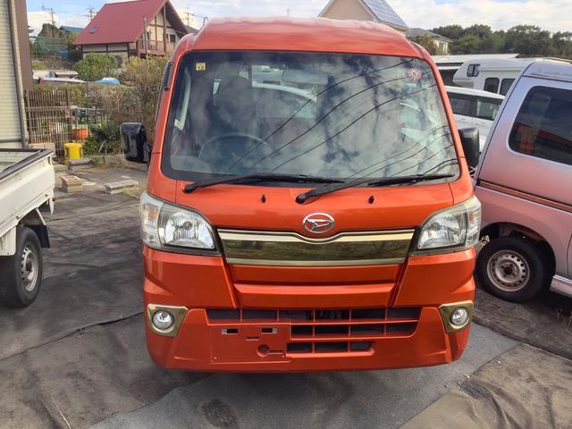 ハイゼットトラック ジャンボ　５５ｔｈアニバーサリーゴールドエディション　４ＷＤ　ＡＴ　アルミホイール　パワーウィンドウ　運転席エアバッグ　助手席エアバッグ（2枚目）