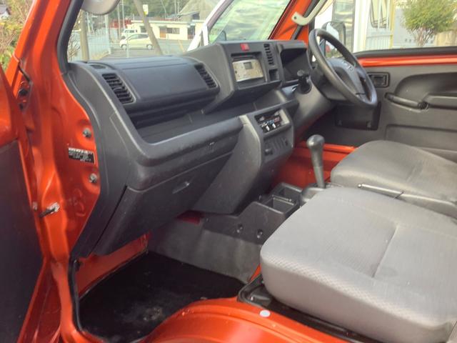 ハイゼットトラック ジャンボ　５５ｔｈアニバーサリーゴールドエディション　４ＷＤ　ＡＴ　アルミホイール　パワーウィンドウ　運転席エアバッグ　助手席エアバッグ（9枚目）