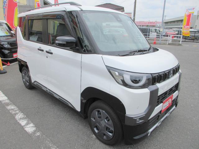 デリカミニ Ｇ　フラット７認定ワンオーナ禁煙車衝突軽減　レーンキープアシスト　アクセル踏み間違い防止装置　横滑り防止装置　盗難防止装置（7枚目）