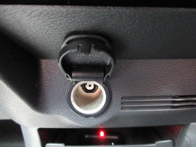デイズ 　衝突軽減ブレーキ　禁煙車　９インチフルセグナビ　ＥＴＣ　バックカメラ　キープアシスト　アクセル踏み間違い防止装置　横滑り防止装置　障害物センサー　盗難防止装置（31枚目）