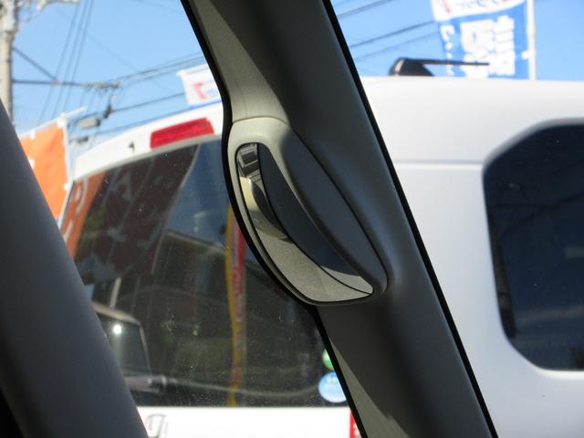 スペーシア ハイブリッドＸ　フラット７認定中古車　衝突軽減ブレーキ　ワンオーナ禁煙車　ワンセグナビ　左右電動スライドドア　アクセル踏み間違い防止装置　横滑り防止装置　障害物センサー（30枚目）