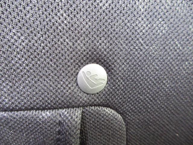 チャイルドシートも簡単に取り付けできます