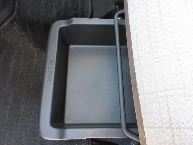 デイズ Ｘ　衝突軽減ブレーキ　禁煙車　ＥＴＣ　フルセグナビ　オートライト　レーンキープアシスト　アクセル踏み間違い防止装置　横滑り防止装置　障害物センサー　盗難防止装置（29枚目）