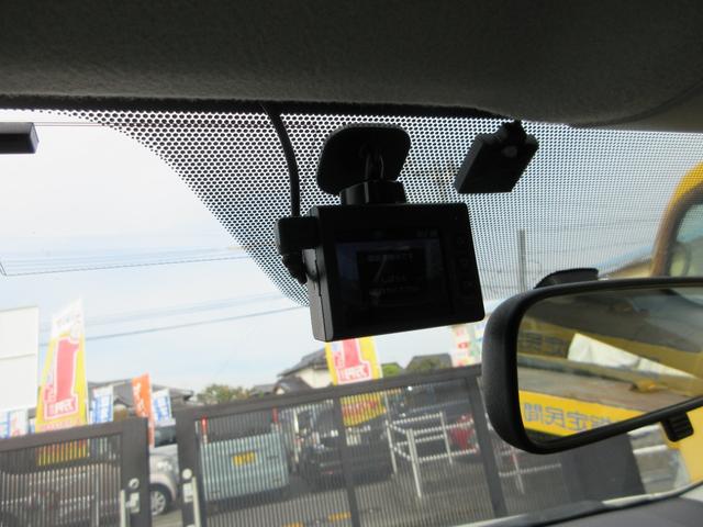 プリウス S 衝突軽減ブレーキ 禁煙車 ETC フルセグナビ キーレス ドラレコ 横滑り防止装置(28枚目)