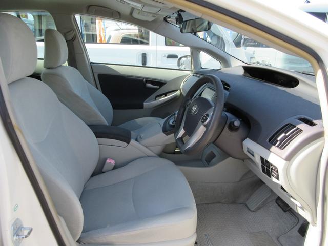 プリウス S 衝突軽減ブレーキ 禁煙車 ETC フルセグナビ キーレス ドラレコ 横滑り防止装置(32枚目)