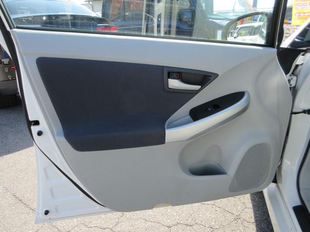 プリウス S 衝突軽減ブレーキ 禁煙車 ETC フルセグナビ キーレス ドラレコ 横滑り防止装置(47枚目)