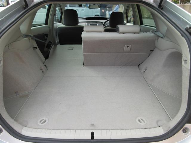 プリウス S LEDエディション 禁煙車 ETC フルセグナビ キーレス ドラレコ 横滑り防止装置(17枚目)