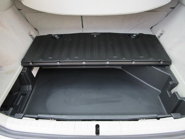 プリウス S LEDエディション 禁煙車 ETC フルセグナビ キーレス ドラレコ 横滑り防止装置(19枚目)