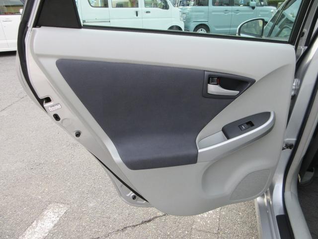 プリウス S LEDエディション 禁煙車 ETC フルセグナビ キーレス ドラレコ 横滑り防止装置(50枚目)