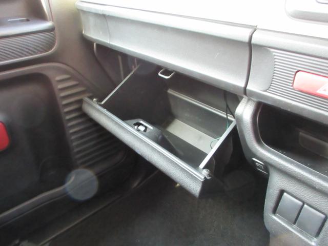 スペーシア ハイブリッドＧ　フラット７認定中古車　衝突軽減ブレーキ　ワンオーナ　禁煙車　ワンセグナビ　ＥＴＣ　ドライブレコーダー前後　ＧＰＳレーダー　レーンキープアシスト　アクセル踏み間違い防止装置　横滑り防止装置　障害物センサ（27枚目）