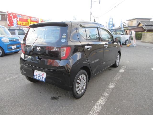 ミライース Ｌ　ＳＡＩＩＩ　フラット７認定中古車　ワンオーナー　禁煙車　衝突軽減ブレーキ　ワンセグナビ　ＥＴＣ　ド　ＧＰＳスピードレーダー探知機　アクセル踏み間違い防止装置　レーンキープアシスト　横滑り防止装置　障害物センサー（9枚目）